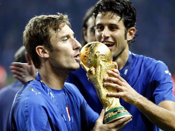 文章图片：格罗索与意大利2006年世界杯的比较：“没有帮助，埃斯波西托就是证据”