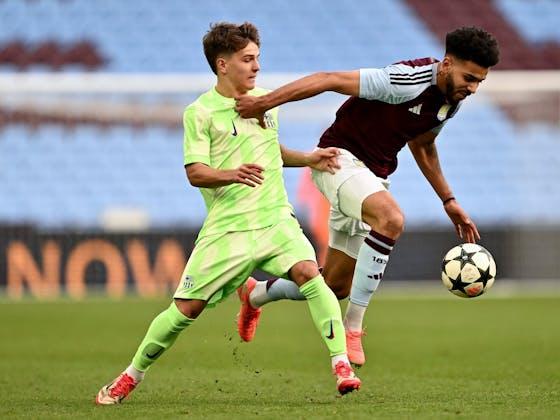 文章图片:三名巴塞罗那青年球员在马略卡比赛前随一线队训练